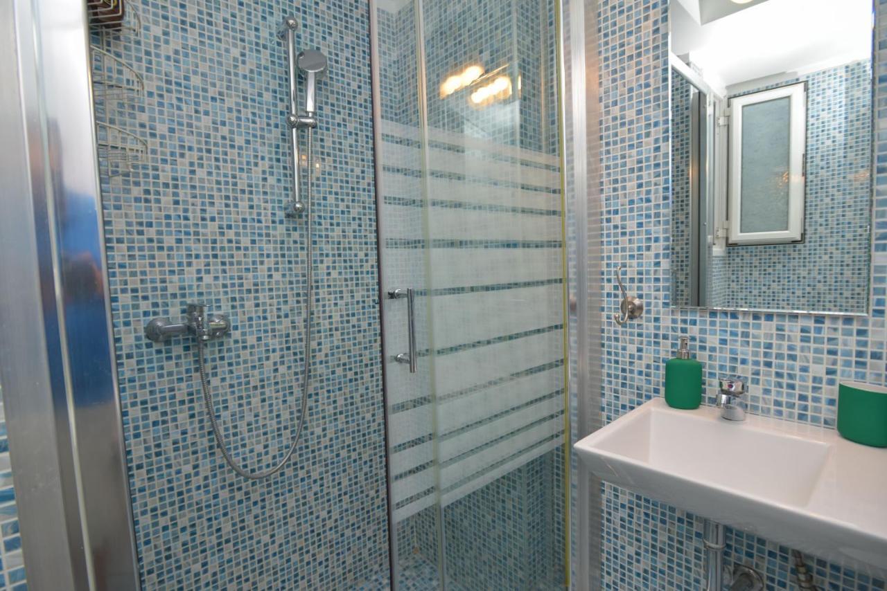 Athens Stylish Studio In Front Of Syntagma Metro Stop For 2 Exterior foto